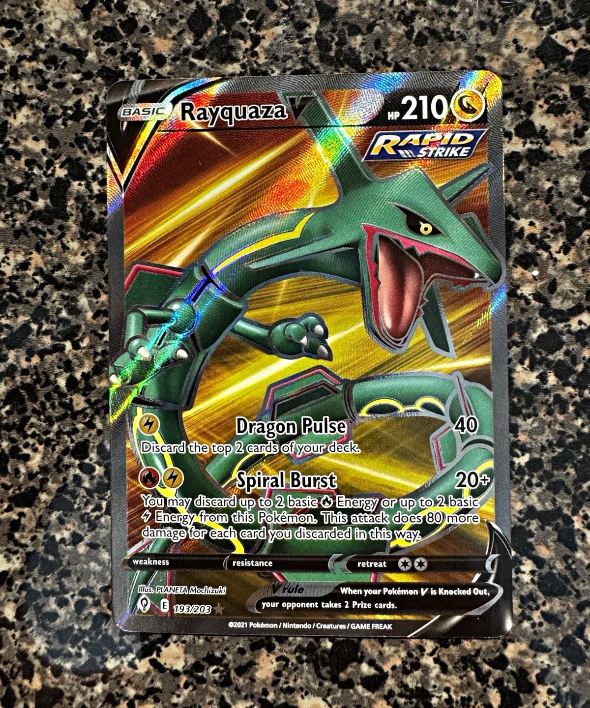 Pokemon TCG Rayquaza V 193/203 SWSH07 Evolving Skies Holo Full Art UR EN