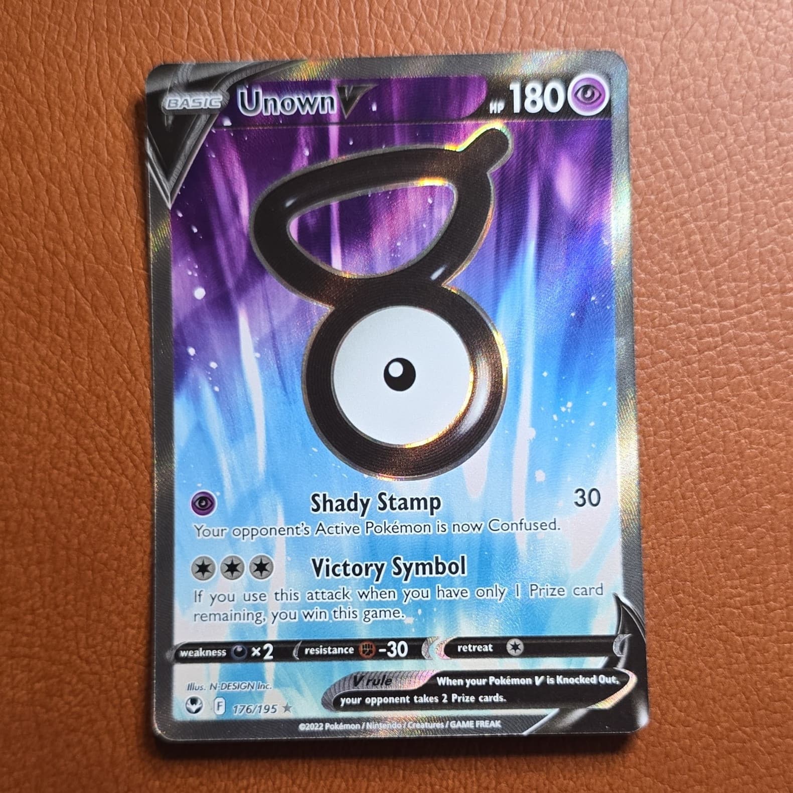The Pokémon Company Unown V 176/195 Silver Tempest Ultra Rare Holo Full Art ENG
