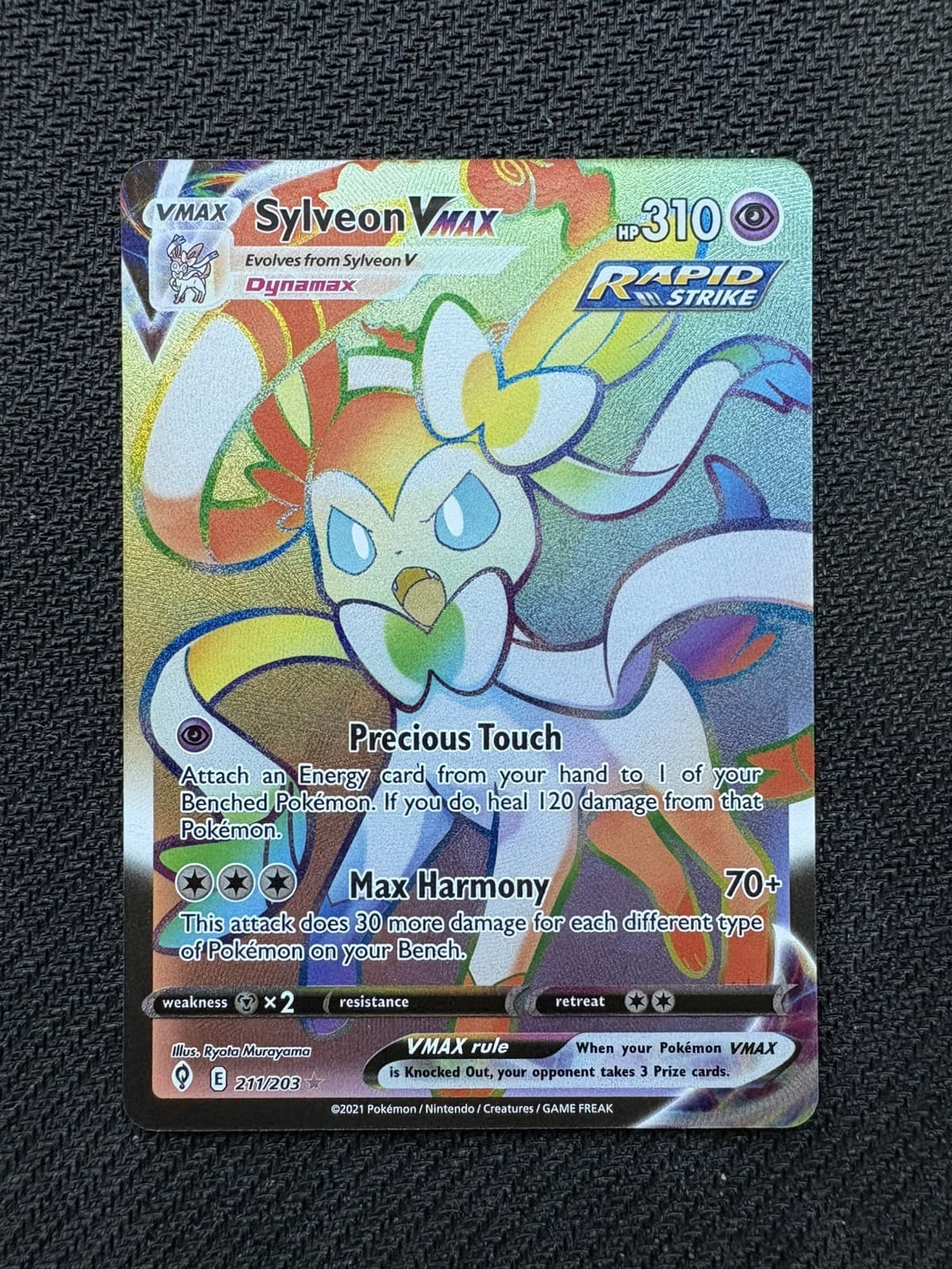 Sylveon VMAX (Secret Rainbow) 211/203 Holofoil SWSH07: Evolving Skies 