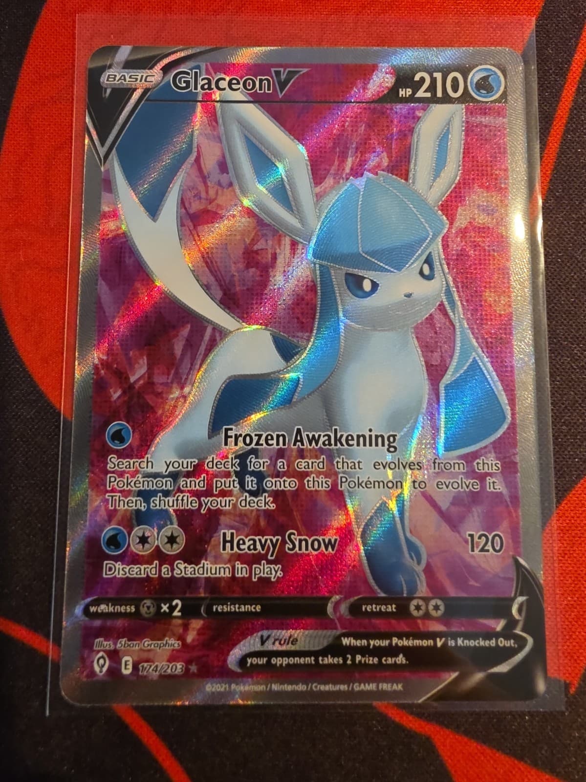 Glaceon V (Full Art) 174/203 SWSH07: Evolving Skies Holo NM