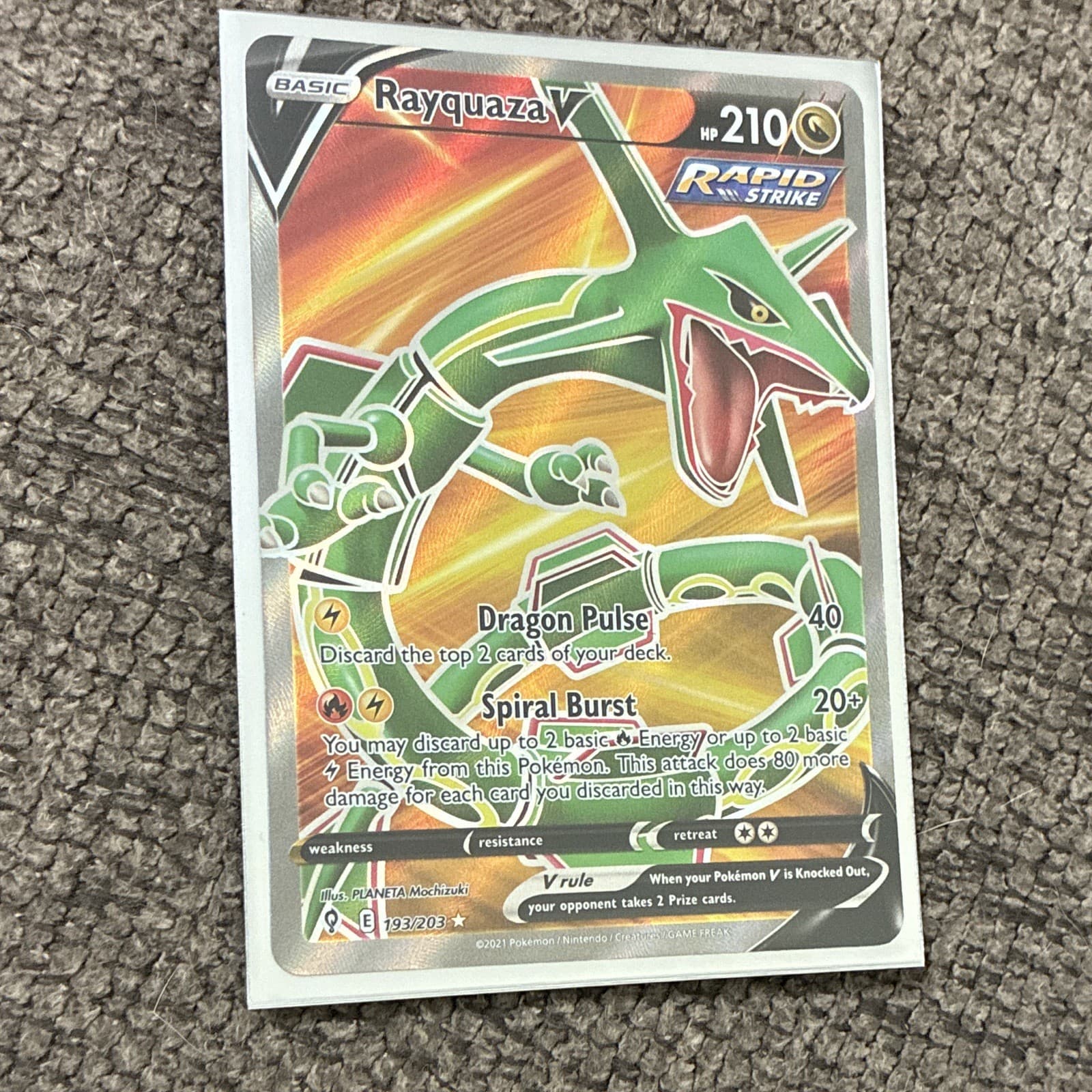 Pokémon TCG Holo Ultra Rare Full Art 193/203 Evolving Skies Mint