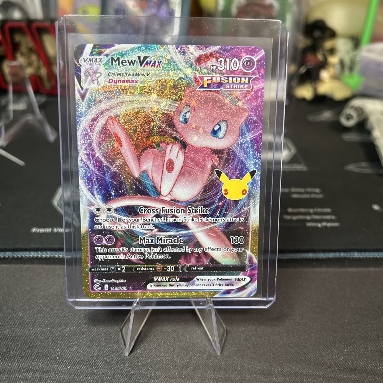 Mew VMAX 114/264 Pokemon 30th Anniversary Collection