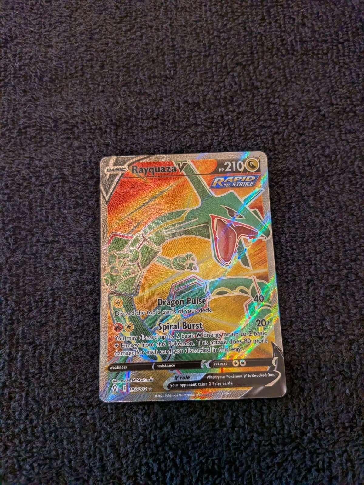 Rayquaza V (Full Art) 193/203 SWSH07: Evolving Skies Holo NM 