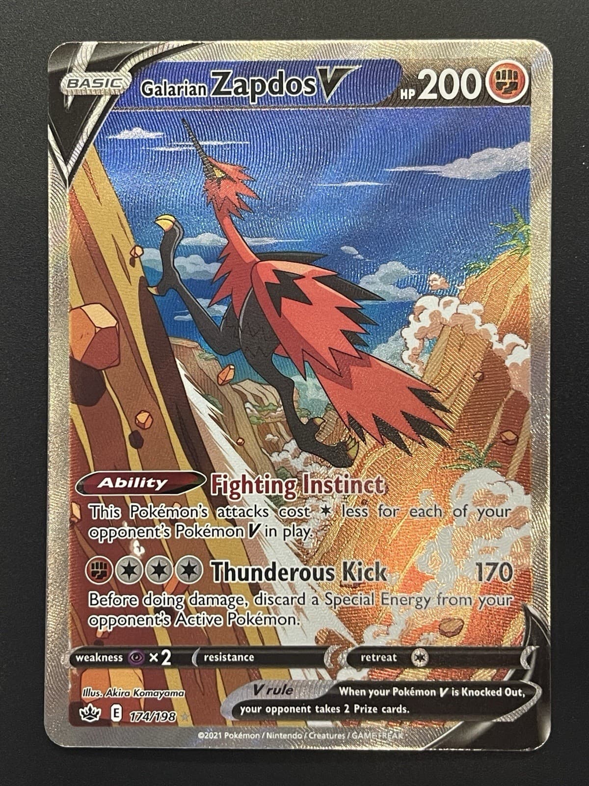 Pokemon - Galarian Zapdos V Chilling Reign Alternate Full Art 174/198 NM