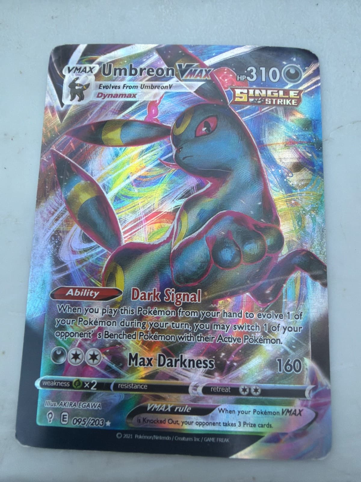 Umbreon VMAX (Secret) 214/203 SWSH07: Evolving Skies Holo