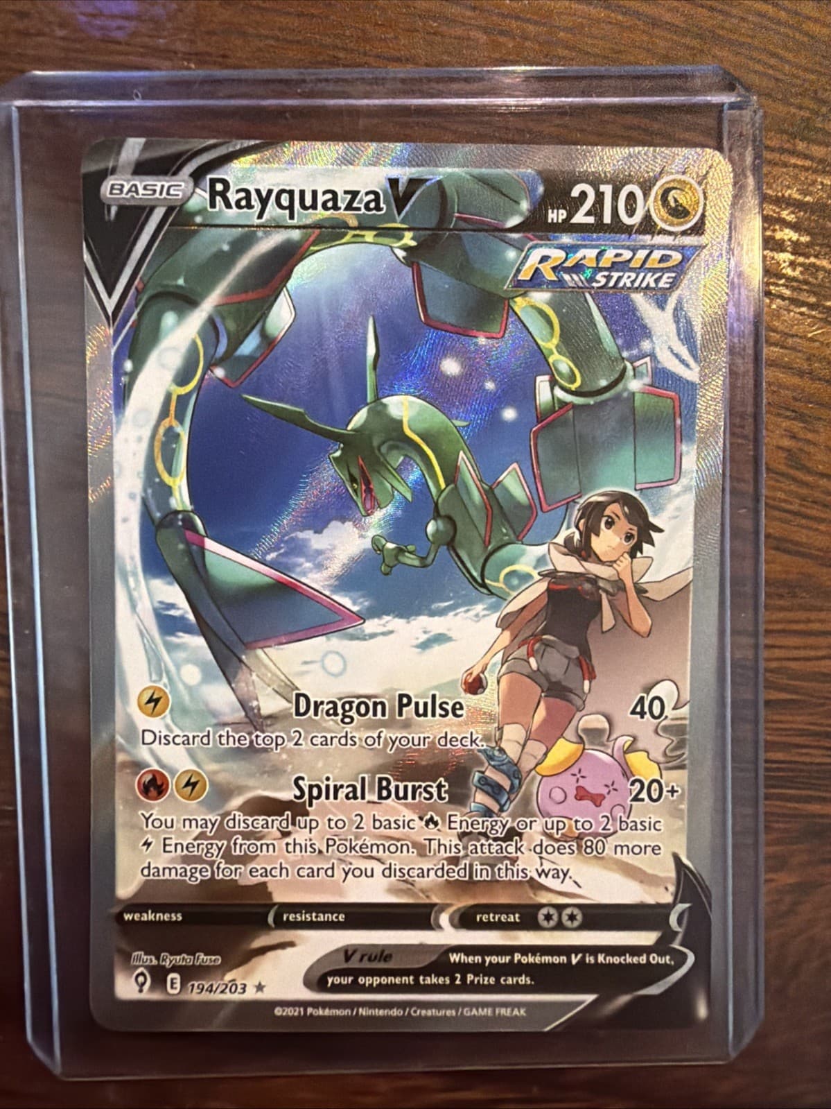 Pokémon TCG Rayquaza V Evolving Skies Holo Ultra Rare Card 193/203 NM Near Mint