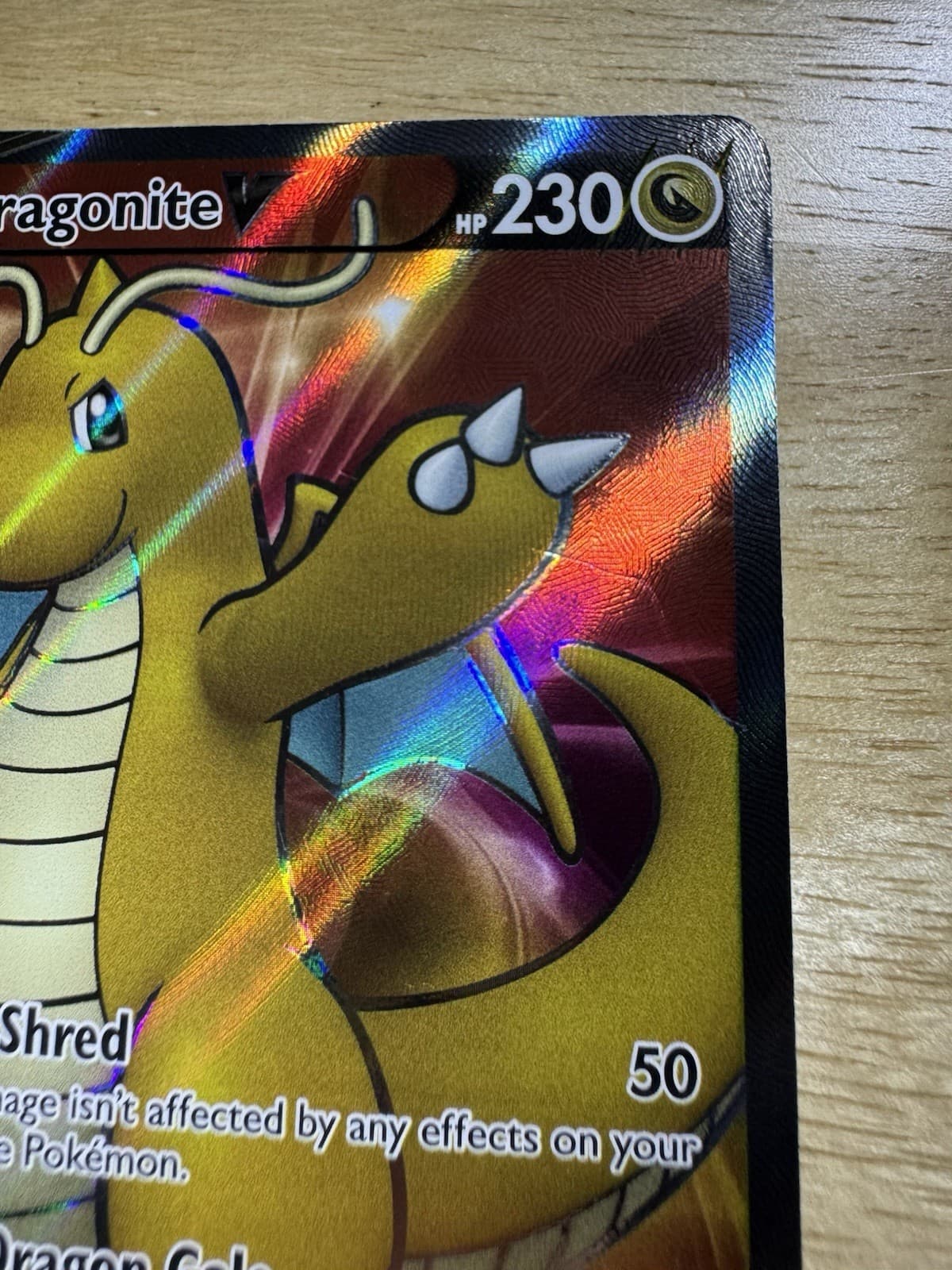 The Pokémon Company Pokemon TCG Dragonite V 191/203 Evolving Skies Full Art Holo